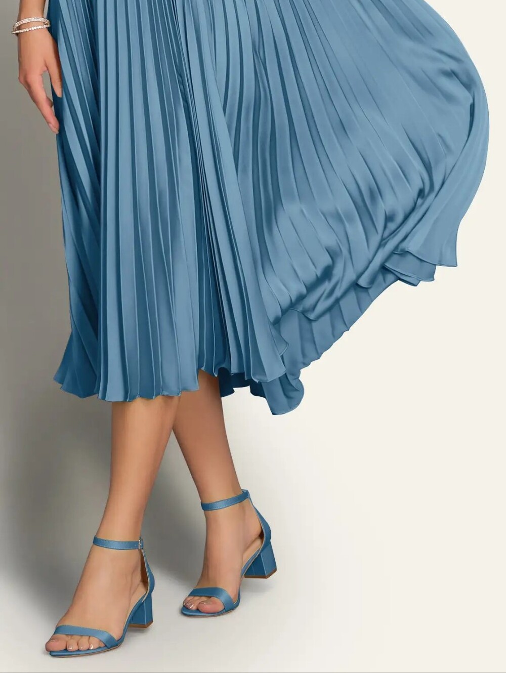Sandalias de tacón de bloque AZAZIE NWT